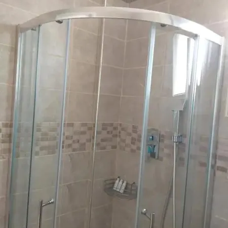 Panoramic Holidays Apartment *